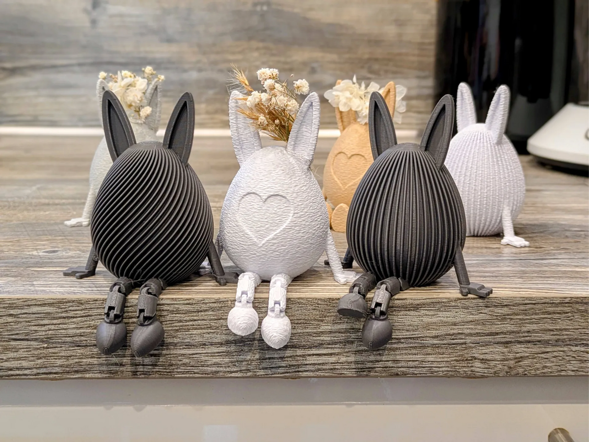 Œuf de lapin de Pâques avec pattes articulées (Cœur / Rayures) - Fêtes Print