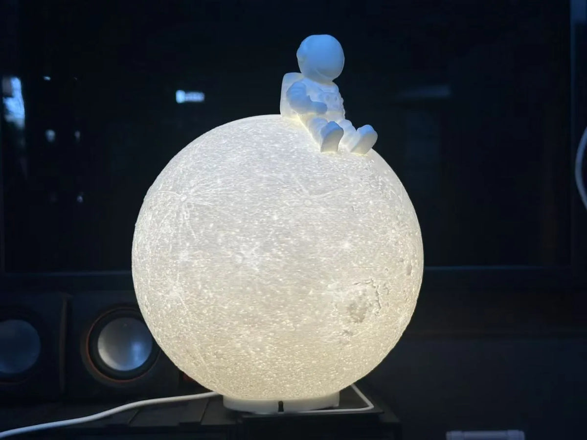 Assis sur la lampe lunaire de l'astronaute - Lumière Print (vue 6)