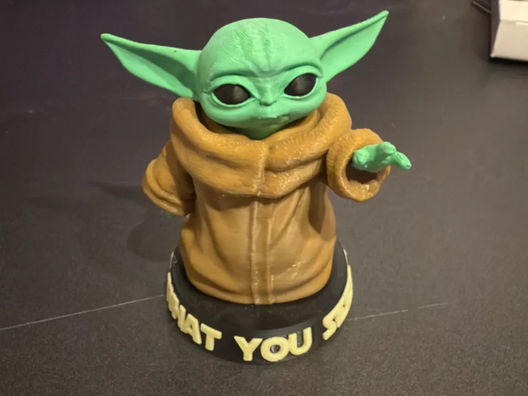Bébé Yoda / Grogu – Impression multicolore - Figurine Print