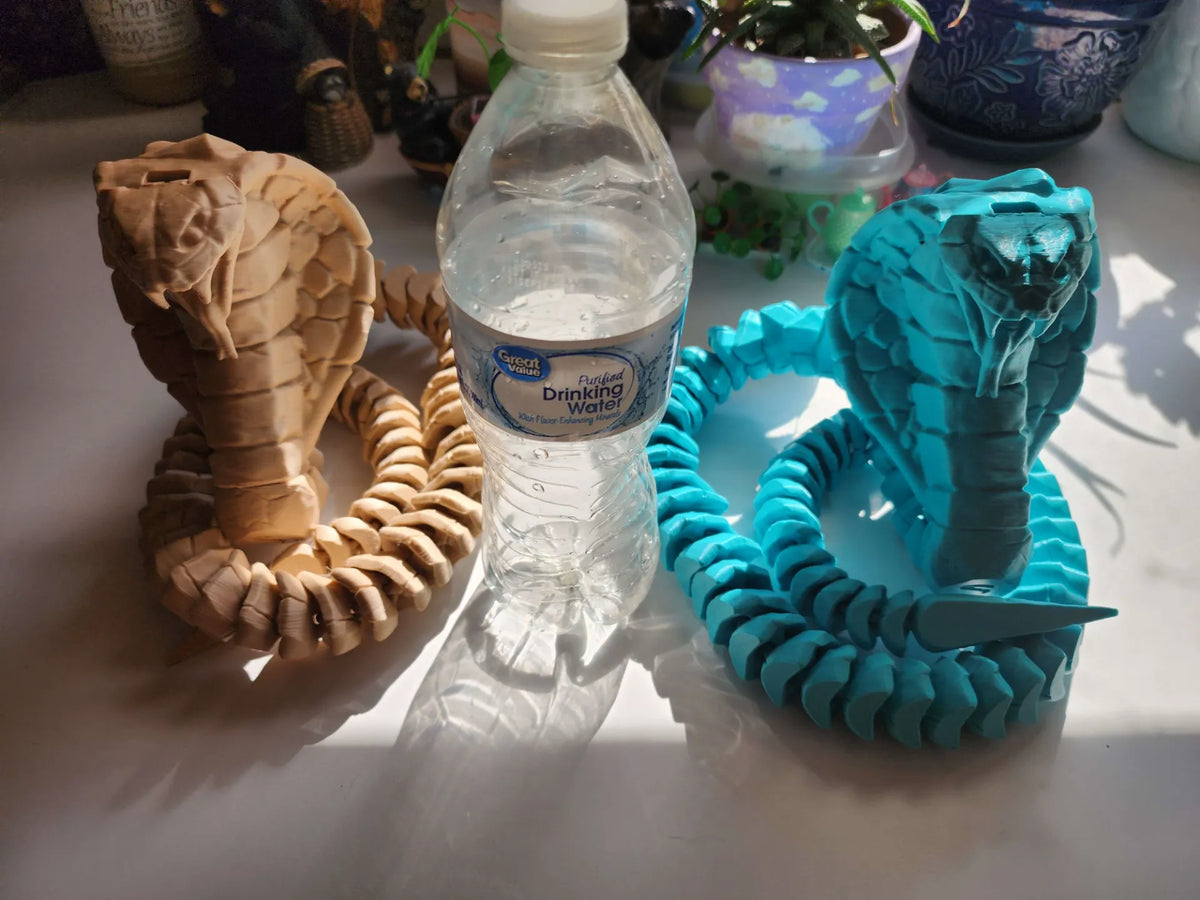 Cobra articulé flexible en attaque - Jeux Print