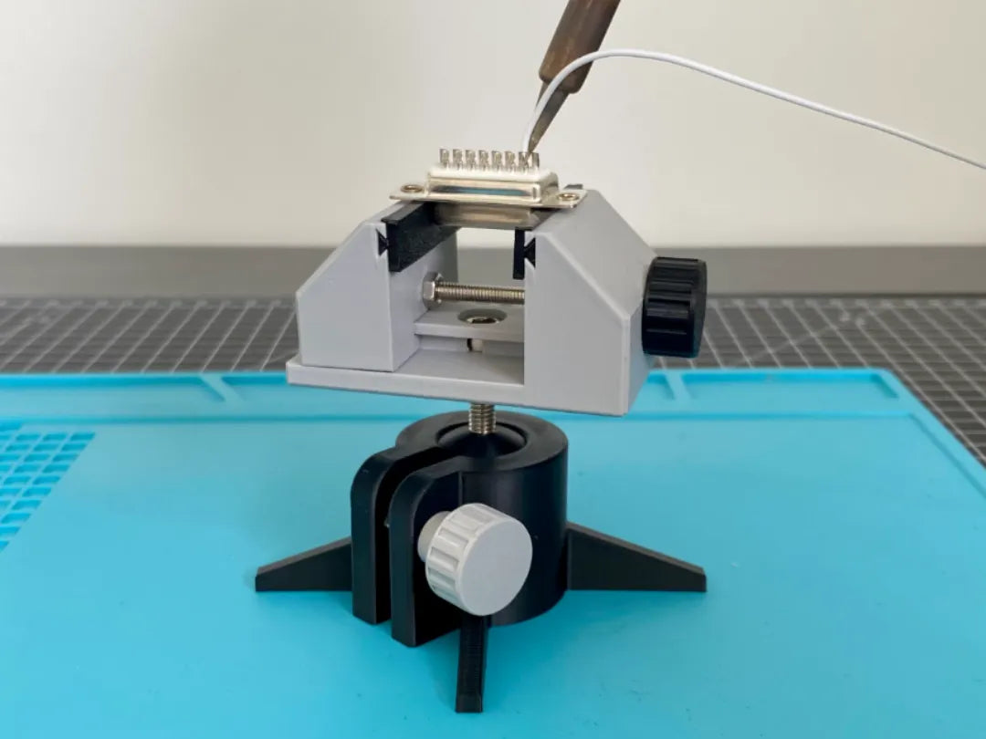 Étau de bureau pour soudure - Tech Print