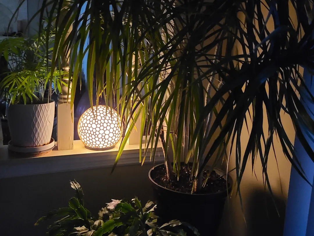 Lampe de bureau LED moderne sphère de Voronoi - Lumière Print