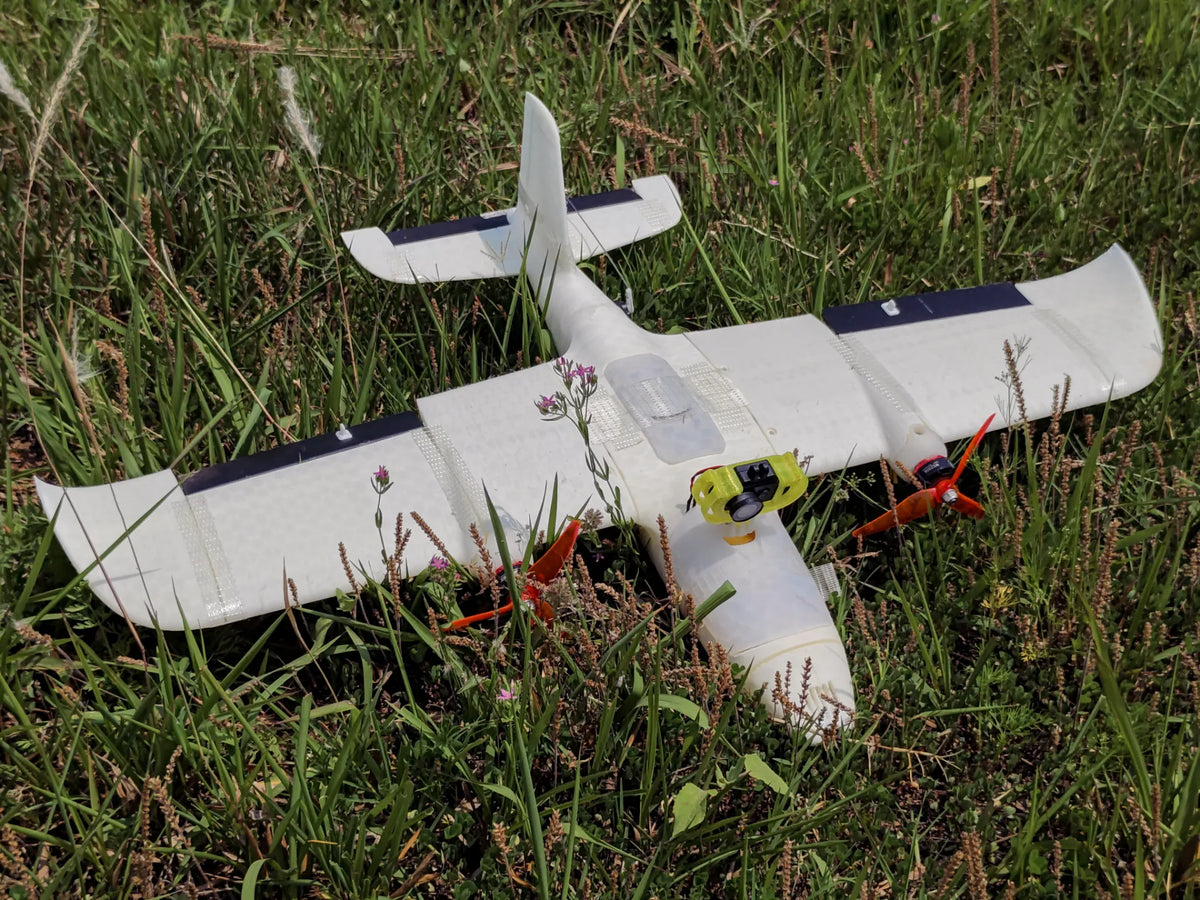 Micro-drone 680 mm d'envergure, petit engin FPV - Tech Print