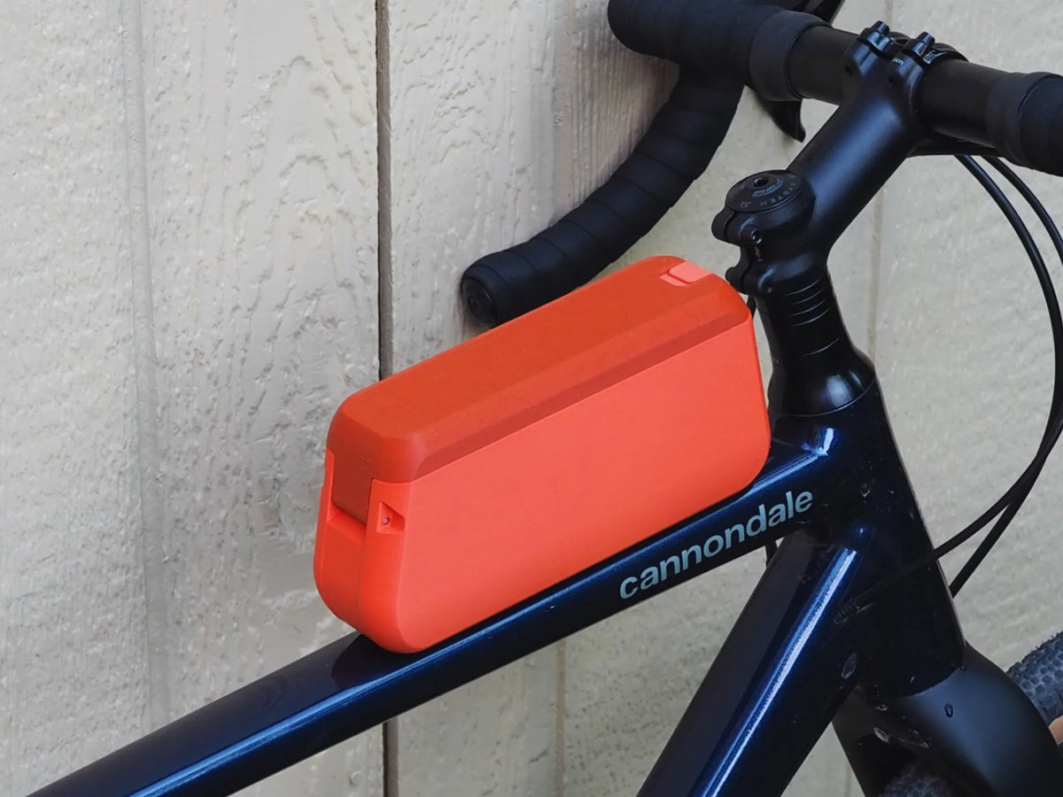 Étui fin pour cadre de vélo avec AirTag dissimulé - Auto Print