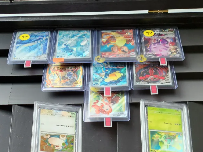 Rehausseurs pour cartes et plaques de Pokémon pour vitrines - NFC Print