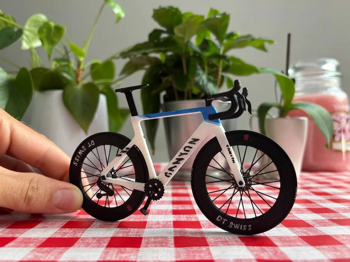 Modèle de vélo de route aérodynamique à emboîtement - Auto Print