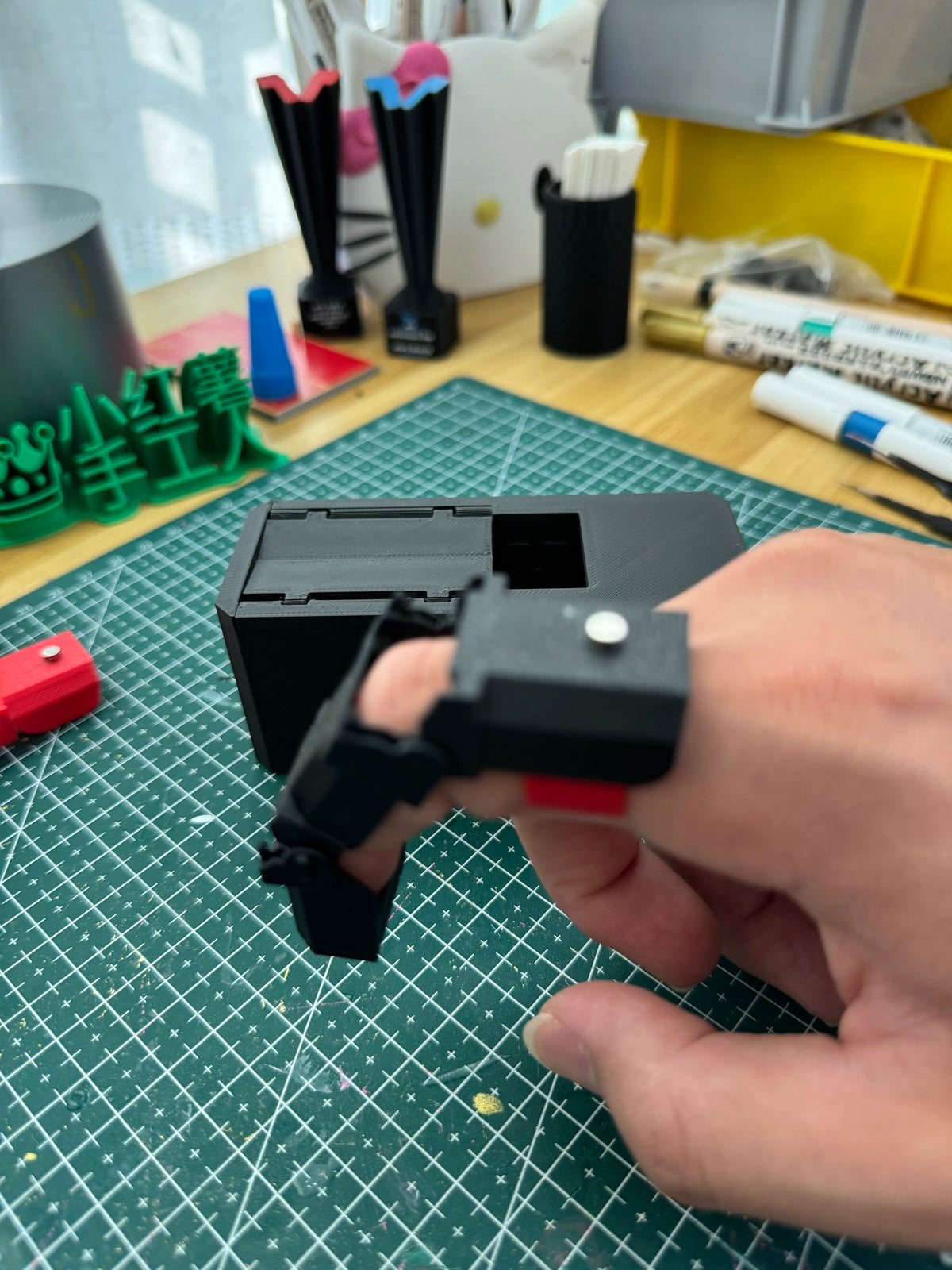 Boîte de transformation du doigt d'Iron Man - Geek Print