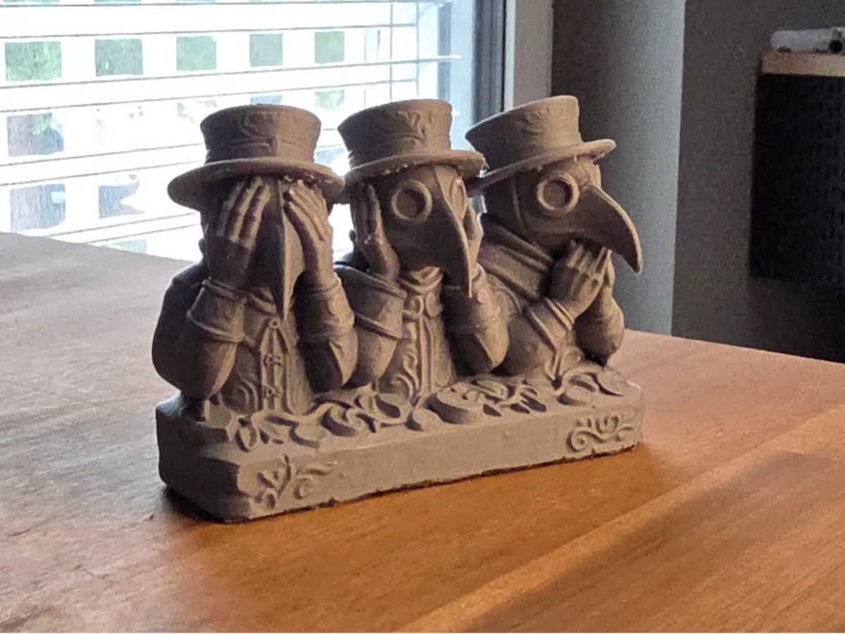Statue du trio de médecins de la peste : Ne rien voir, ne rien entendre, ne rien dire - Cosplay Print