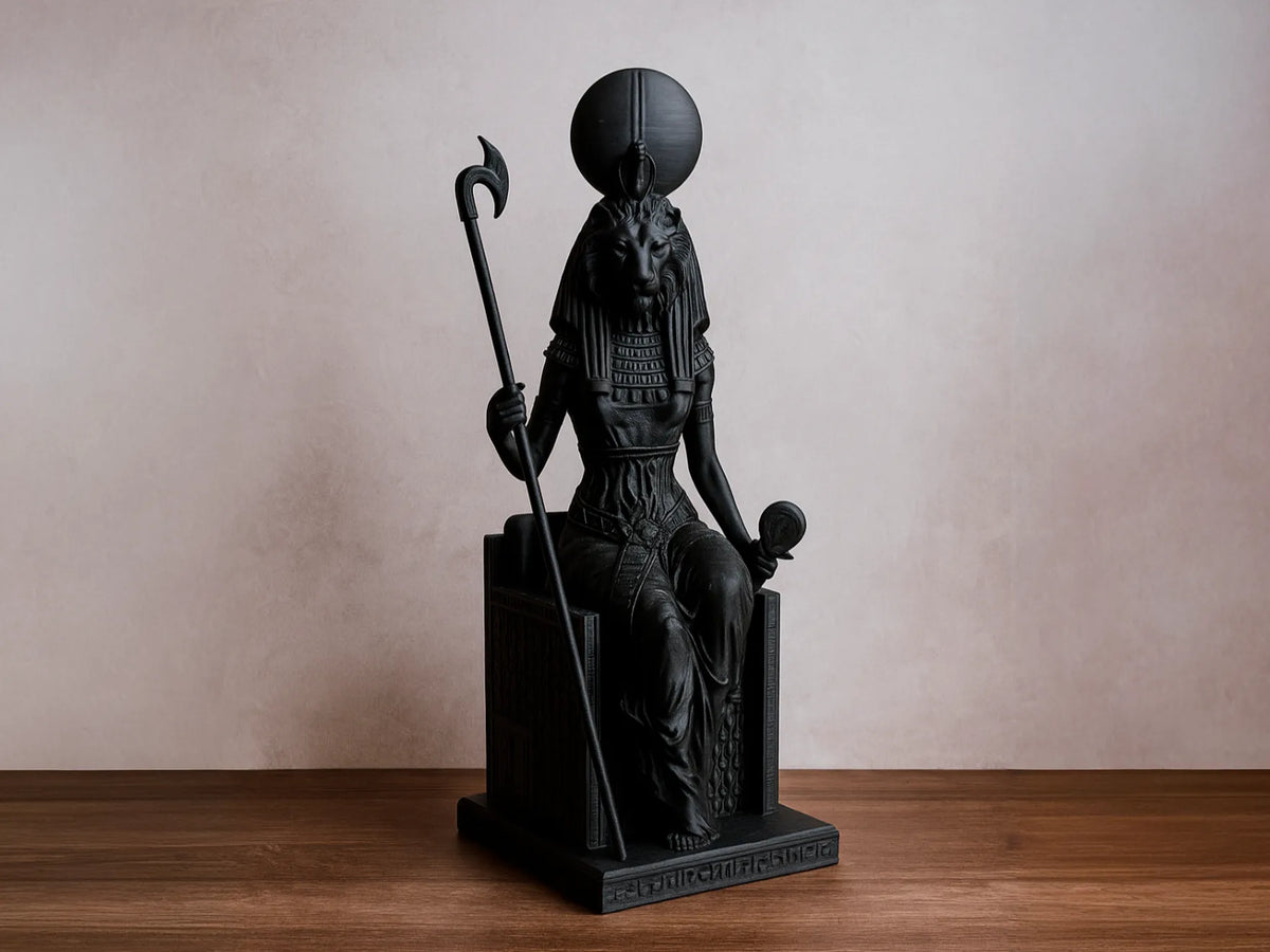 Statue de Sekhmet assise – Sculpture de déesse égyptienne - Maquette Print