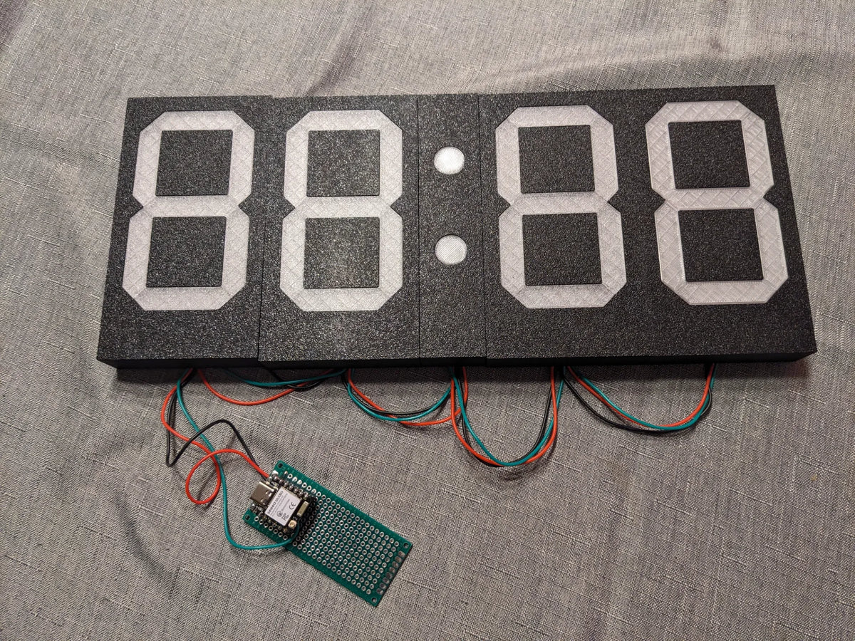 Horloge LED à 7 segments avec WS2812B et ESP32 - Tech Print