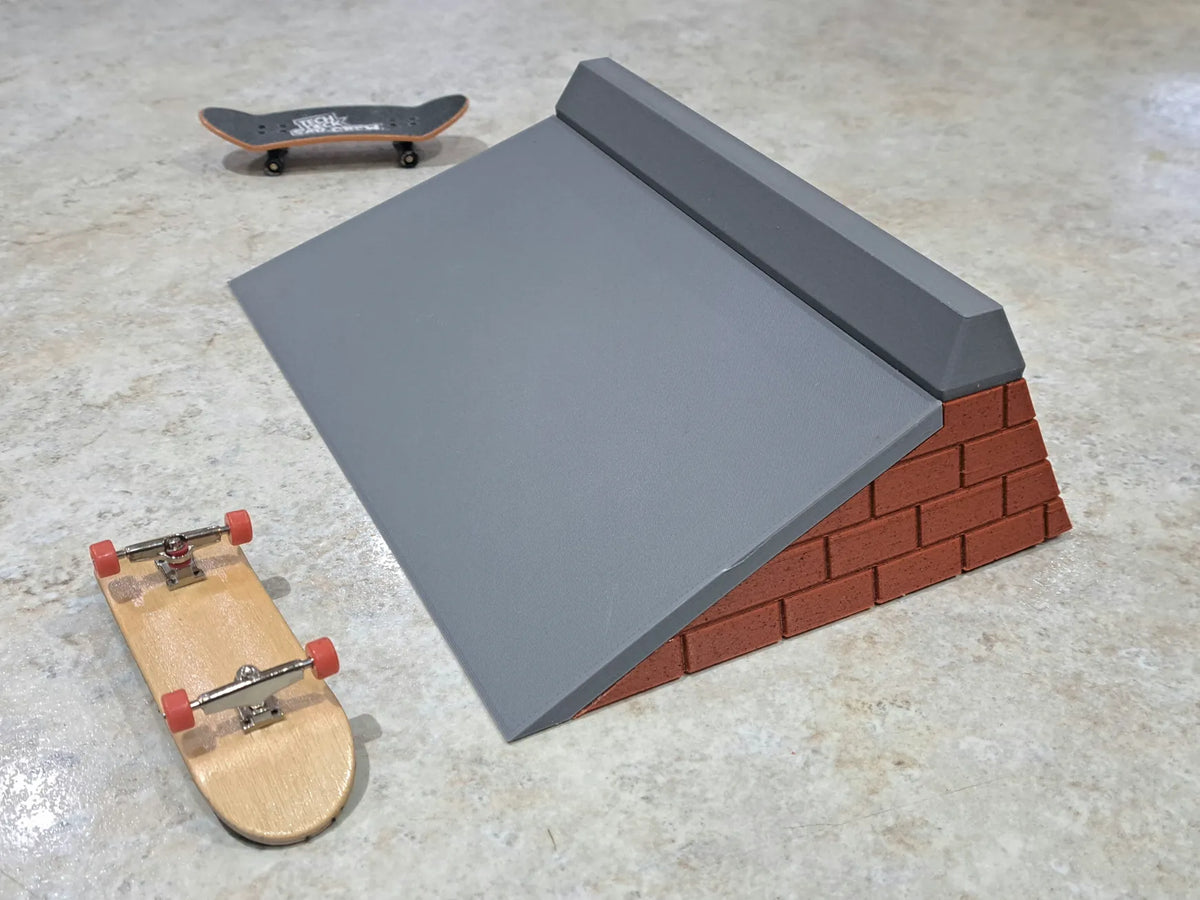 Rampe de fingerboard avec bloc de parking en béton - Vélo Print