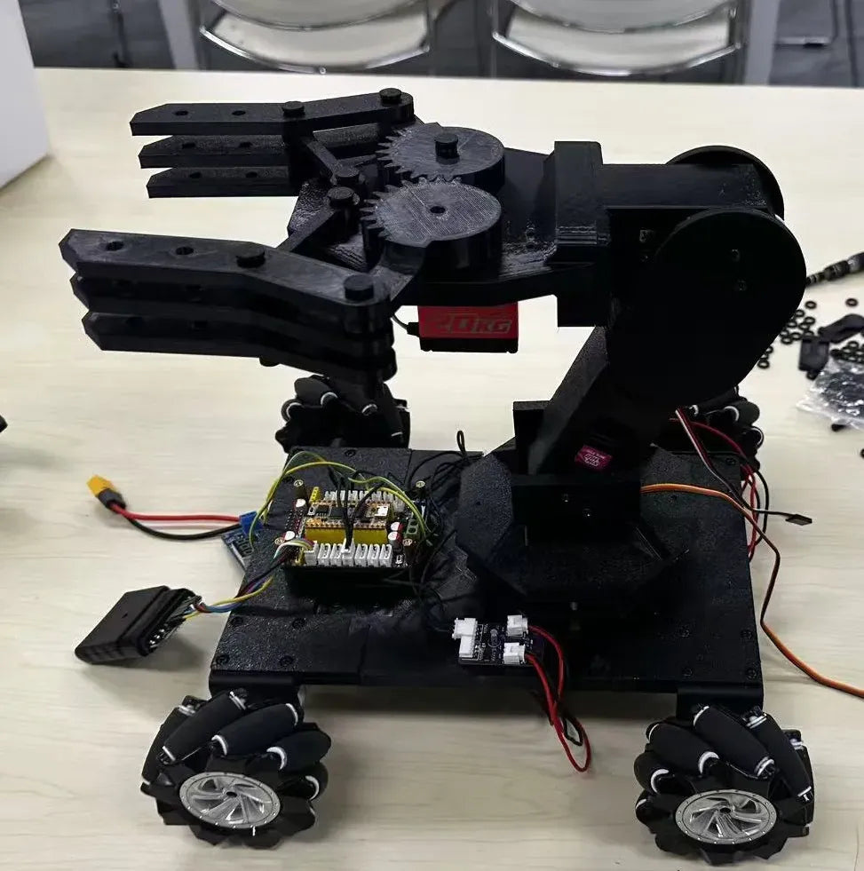 Servo-driven robotic arm - Science Print