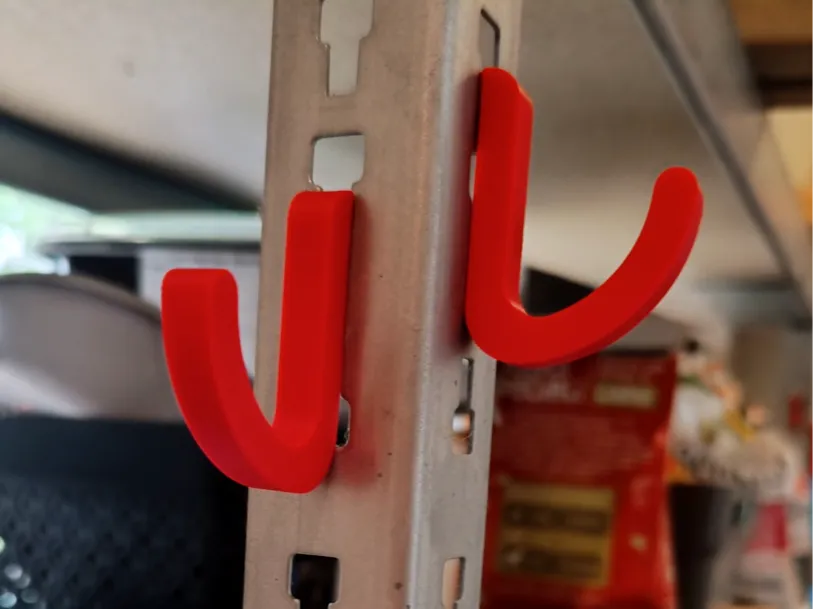 Crochet utilitaire pour étagères métalliques - Rangement de garage - Auto Print