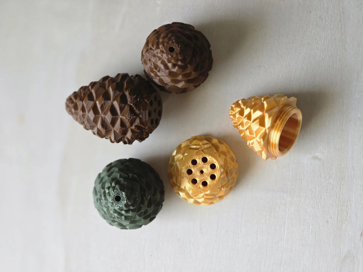 Pomme de pin pour l'entraînement au flair - Bijoux Print