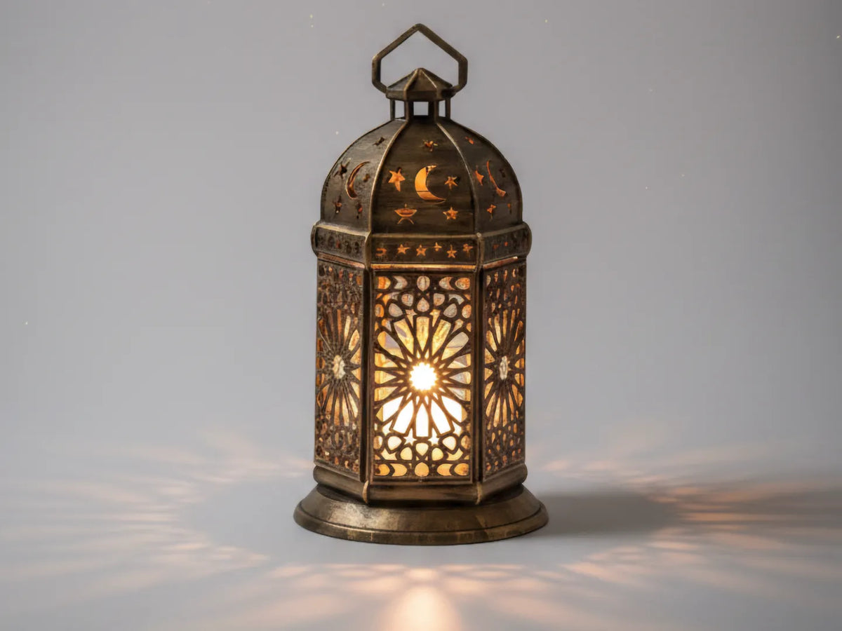 Lanterne de Ramadan au Design Géométrique Islamique - Art Print