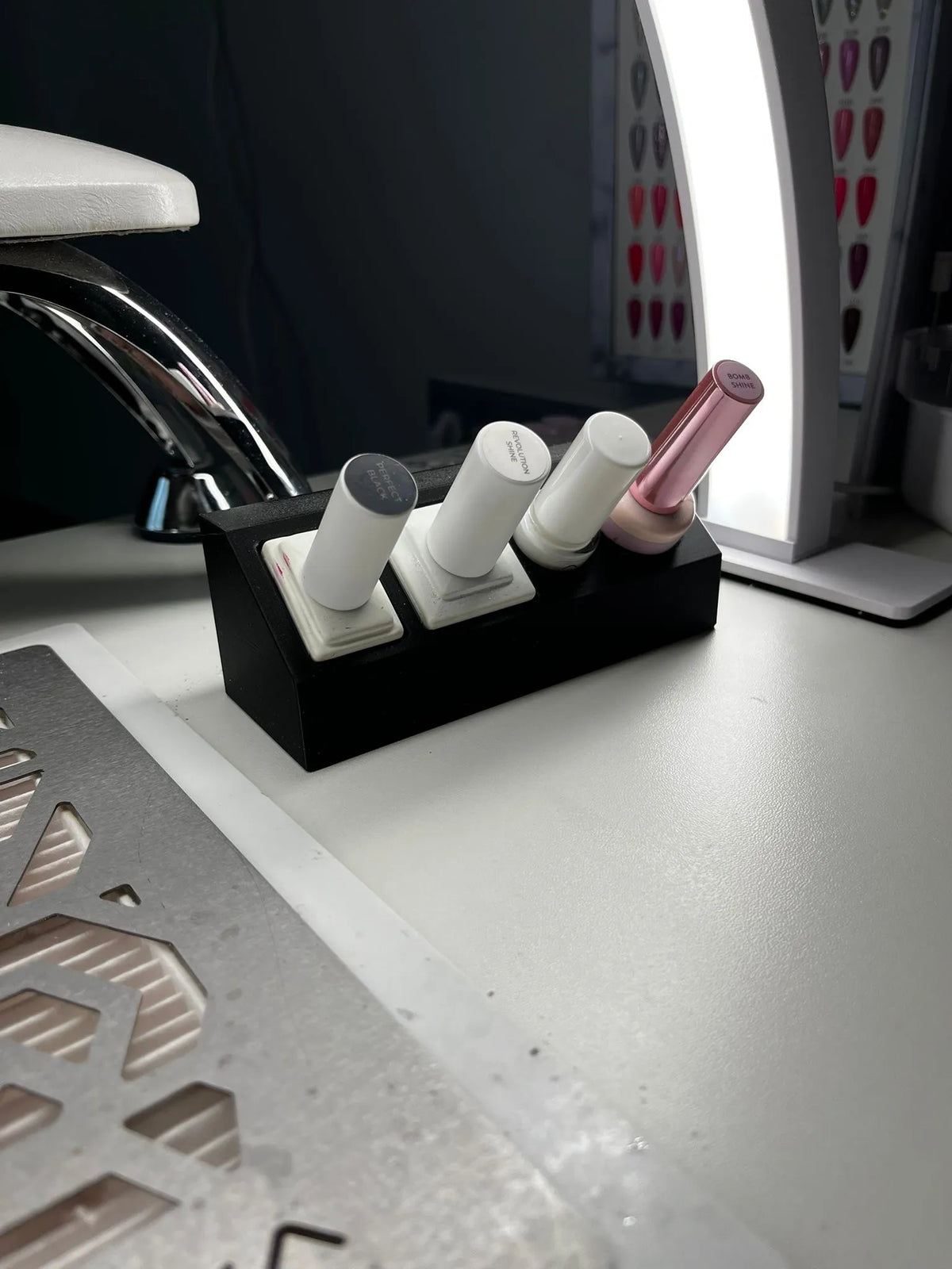 Support de vernis à ongles incliné – Conception anti-déversement - Beauté Print