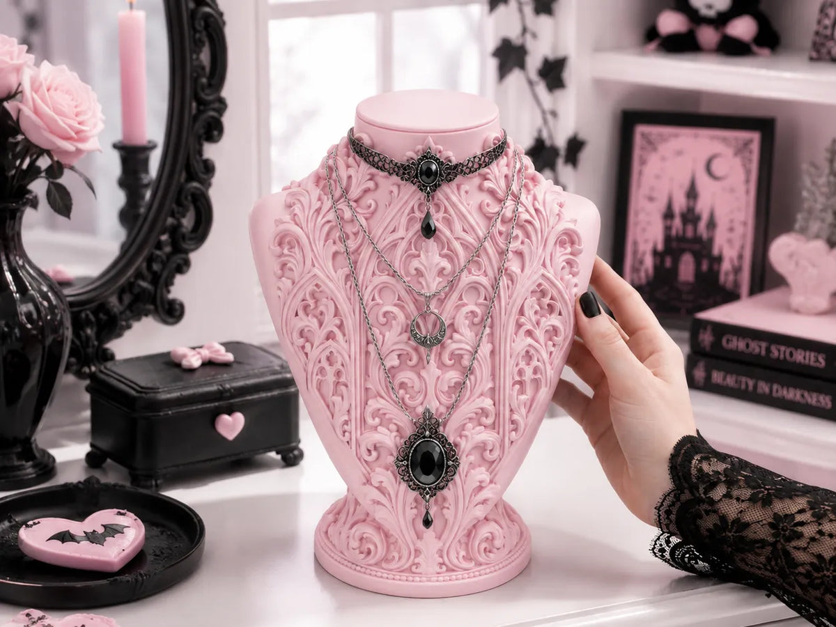 Buste de Présentation de Collier Gothique Baroque - Bijoux Print