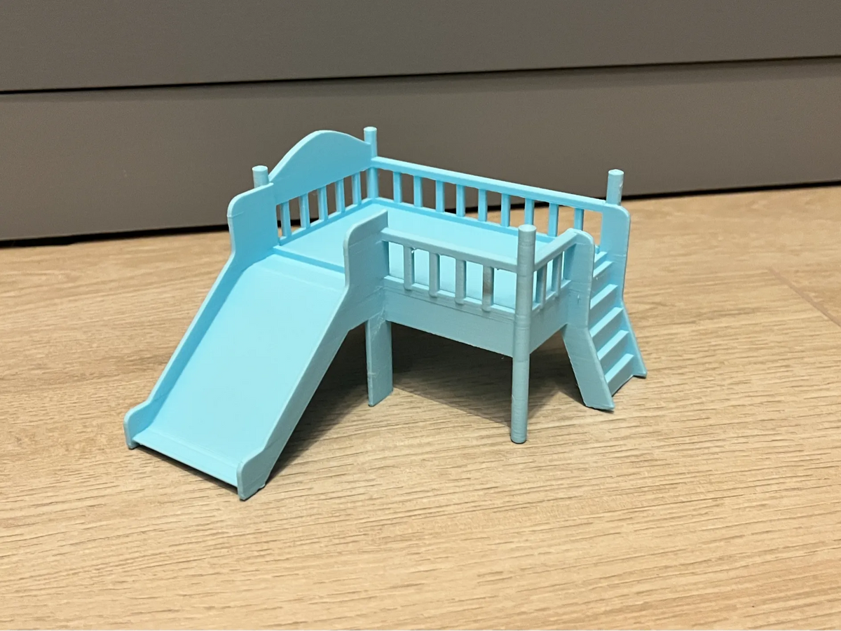 Lit bébé avec toboggan - Maison framboise - Bébé Print
