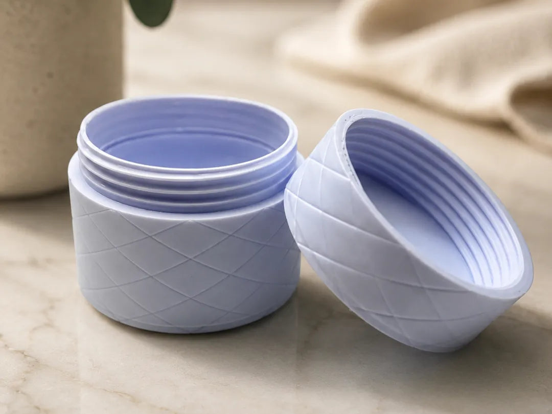 Petit conteneur de voyage - travel container - Beauté Print