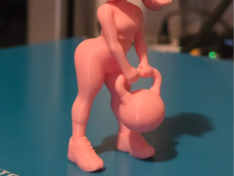 Fille de gym en forme avec haltère kettlebell - Sport Print