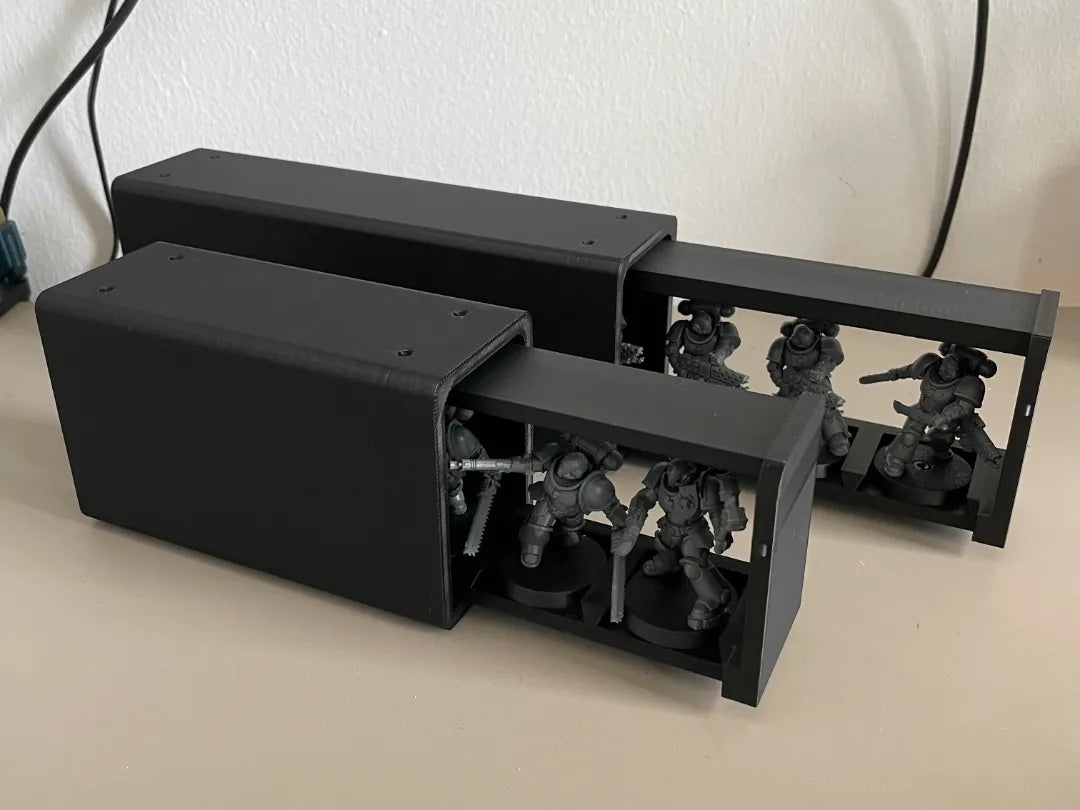 Conteneur sécurisé pour miniatures à base de 32mm - Jeux Print