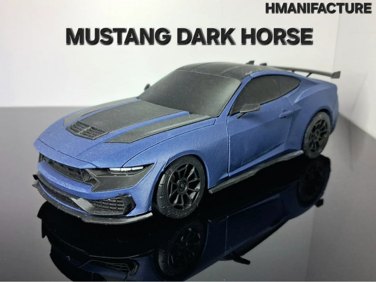 Modèle réduit de voiture dirigeable mustang dark horse 1/24 - Auto Print