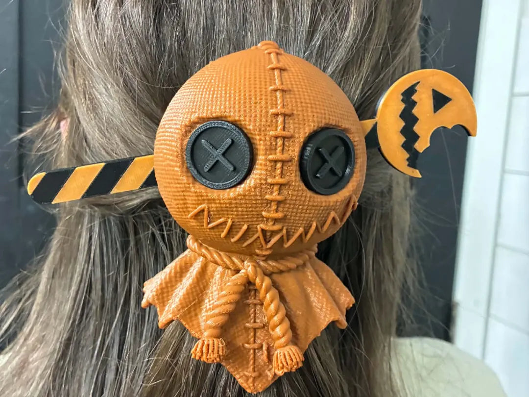 Pince à cheveux Sam – Inspirée de Trick 'r Treat - Bijoux Print
